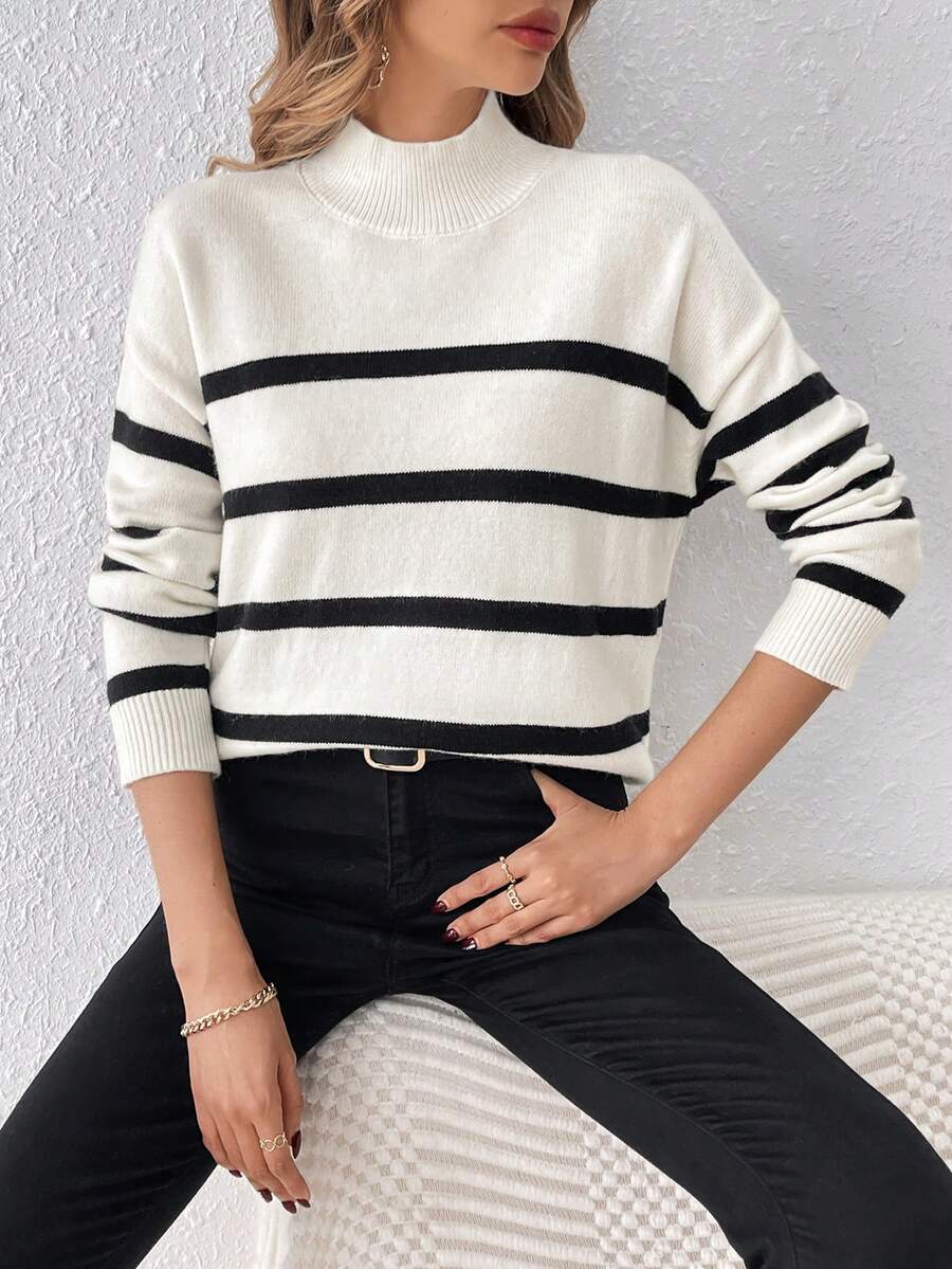 SHEIN Frenchy 條紋半高領毛衣 - 杏色 - 查看 1