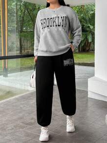 SHEIN EZwear 大尺碼字母印花運動上衣和運動長褲套裝 - 彩色 - 查看 3