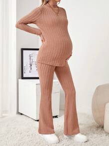 SHEIN Conjunto De Dos Piezas Para Embarazadas De Camiseta De Cuello Medio-alto Y Pantalones Acampanados De Cintura Ajustable En Color Sólido - Rosa - Ver 5
