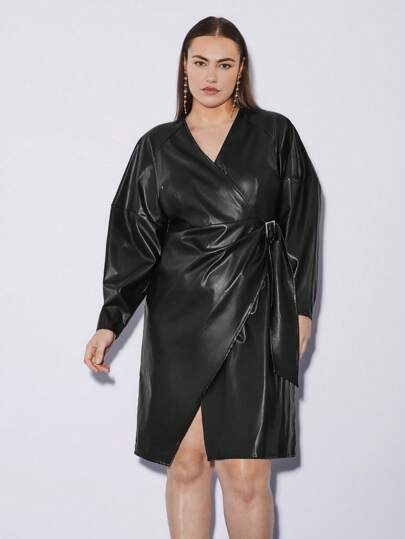 BizChic Plus Size Women's Black V-neck Long Sleeve Dress