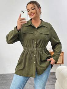 SHEIN Essnce 女款大尺碼正面扣環襯衫,附翻領和翻蓋細節 - 軍綠色 - 查看 5