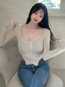 DAZY 女式长袖罗纹针织不对称下摆T恤上衣 - 卡其色 - 查看 5