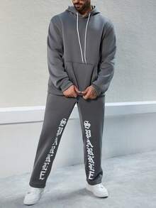 Manfinity Homme 男士加大碼帶字母印花和束口的連帽衫和運動長褲套裝 - 灰色 - 查看 4