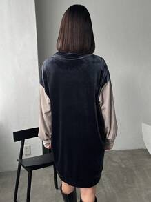 FRIFUL Sportliches Damen Kleid Mit Buchstaben Druck Und Enger Passform