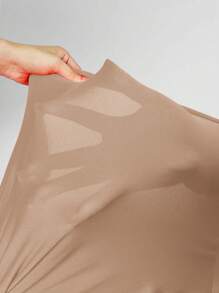 SHEIN SXY 純色高彈性高腰連體褲,適用於新年 - 卡其色 - 查看 5