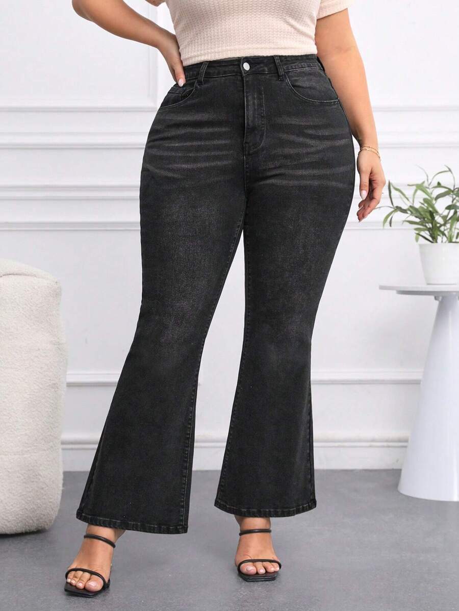 SHEIN Privé 大尺碼女式彈性喇叭牛仔褲 - 黑色 - 查看 1