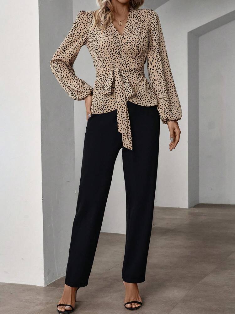 SHEIN Clasi Conjunto De Mujer Compuesto Por Un Top Con Estampado De Leopardo En Escote En V Y Pantalones - Multicolor - Ver 6