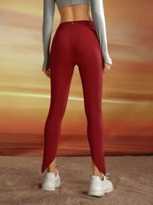 GLOWMODE Featherfit™ Leggings: Bewegen Sie Sich Frei Mit V-taillen Design Und Schrägen Säumen