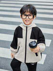 SHEIN 男童 2 件/套休閒寬鬆拼色連帽夾克和純色斜背包 - 彩色 - 查看 3