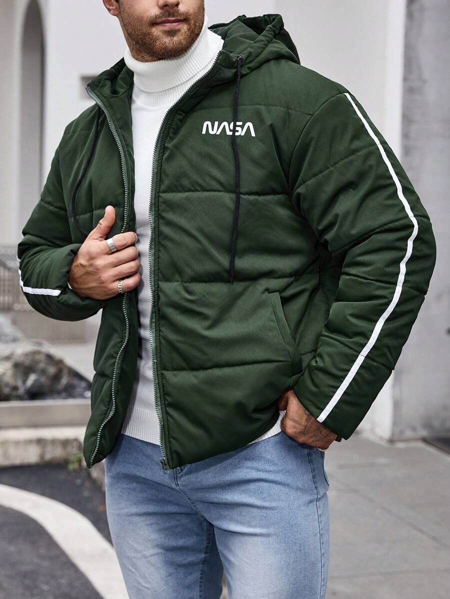 Manfinity Homme Abrigo Acolchado Con Capucha Suelto De Talla Grande Para Hombres Con Diseño De Letras Y Dobladillo Ajustable - Verde Oscuro - Ver 1