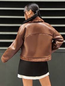 SHEIN EZwear chất liệu da PU Áo khoác Với 	
Fuzzy Cắt tỉa Flip Bề mặt Chi tiết - màu nâu - Xem 2