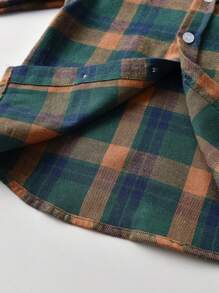 Young Boy Plaid Button Front Casual Shirt