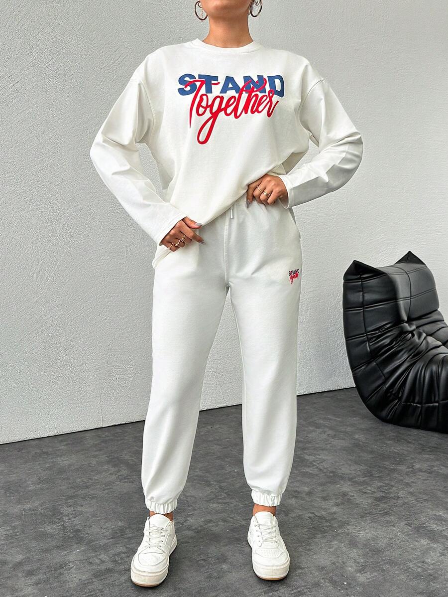 RueChic Bộ 2 chiếc/Bộ áo thun dài tay in chữ cỡ lớn cho nữ kèm quần ống đứng ống đứng cạp rút dây - trắng - Xem 1