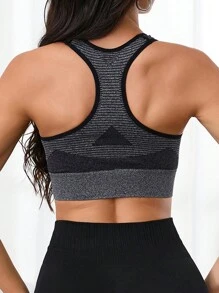 Easithlete Women's Solid Color Minimalist Everyday Workout Top & Tank/Seamless/Thumb Holeworkout Tank Top