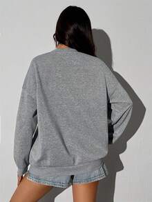 SHEIN Unity Của phụ nữ Thả vai In thư Áo chui đầu Hoodie Với Vá lại - Xám - Xem 2