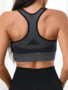 Easithlete Women's Solid Color Minimalist Everyday Workout Top & Tank/Seamless/Thumb Holeworkout Tank Top