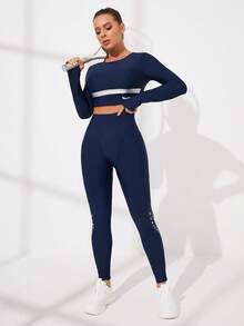 VARSITIE 運動瑜珈基本款上衣+緊身褲套裝,帶胸墊和印花圖案 - 藏蓝色 - 查看 5