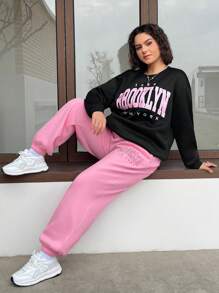 SHEIN EZwear Conjunto De Sudadera Con Pantalones De Chándal Con Diseño De Letras Para Tallas Grandes - Negro - Ver 1