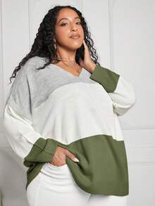 SHEIN CURVE+ Plus Size V-neck Color Block Sweater - Green - View 4