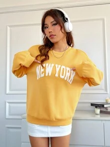 SHEIN EZwear Sudadera Amarilla Con Hombro Caído Y Patrón De Letra Para Mujer - Amarillo - Ver 4