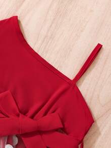 SHEIN Vestido De Cinturón De Malla Bordado Con Hombro De Volante Asimétrico Para Niñas Pequeñas - Burdeos - Ver 4