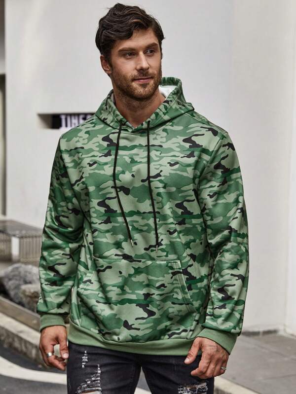 Manfinity Homme Men Plus Casual Loose Fit Camouflage Hooded Sweatshirt In Green