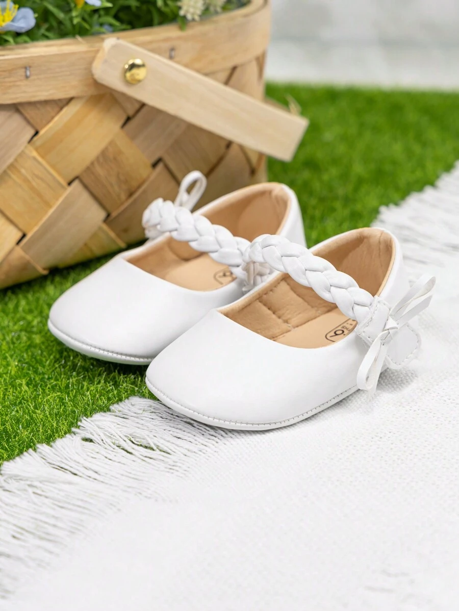 Cute Knitted Princess Style Shoes For Infant Girls - White - View 1