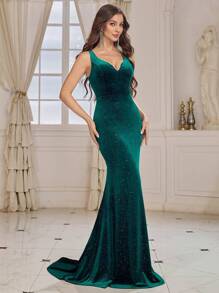 SHEIN Belle Women's Velvet Bodycon Mermaid Evening Dress With Cross Strap Back And Backless Design - Green - View 2