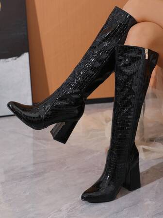 Timesize Mulheres Vintage Botas De Cano Alto Com Grosso Salto , Dedo Do Pé Redondo & Aleatória Enrugado Desenho