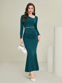 Modelyn Đầm dài tay cổ chữ V đuôi cá bất đối xứng cho nữ - màu xanh lá - Xem 4