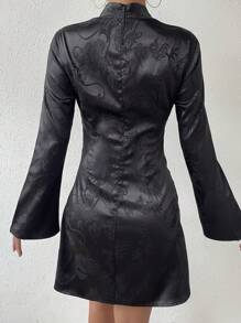 Chiquease 女士錦繡立領喇叭袖旗袍連衣裙 - 黑色 - 查看 2