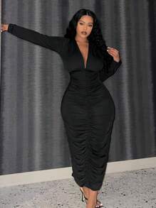 Slaydiva 加大优雅纯色修身深 V 领褶皱加大码连衣裙