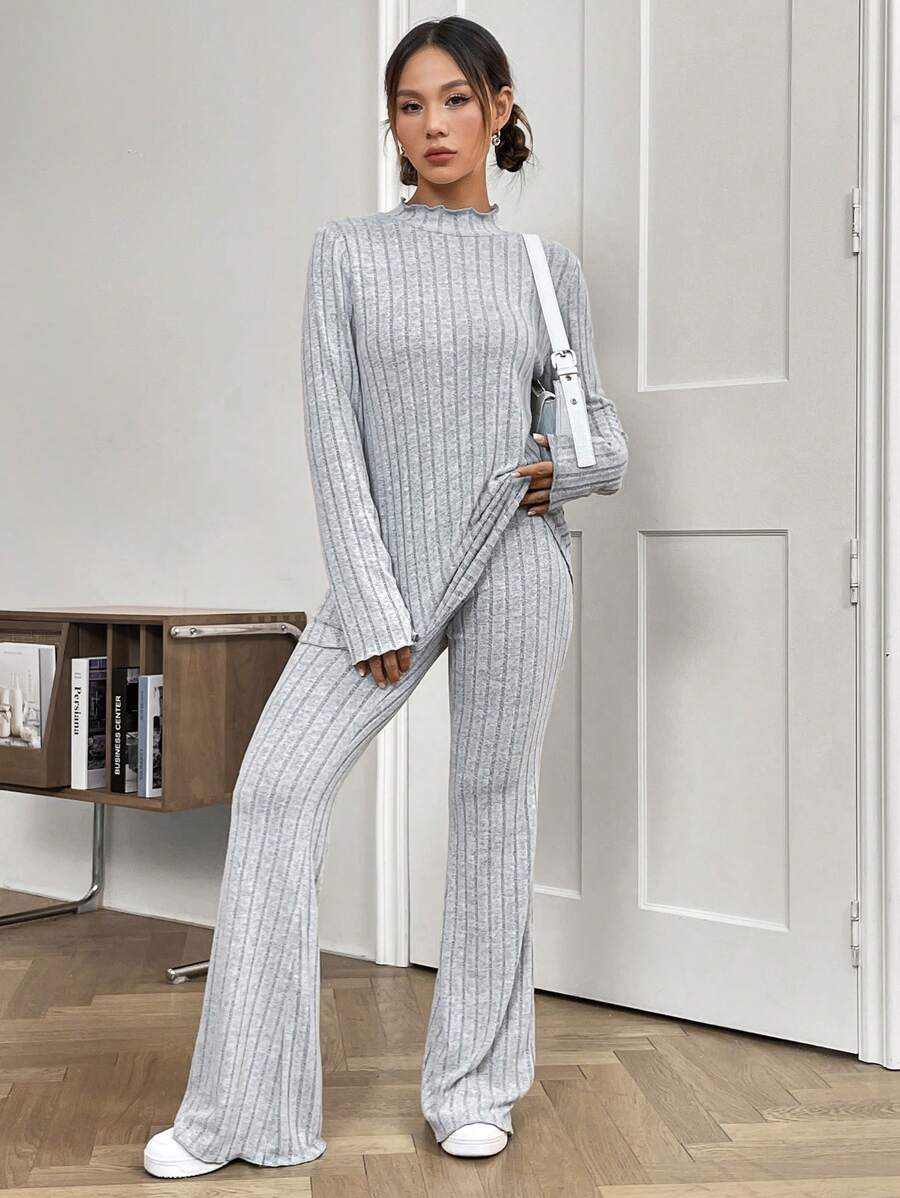 SHEIN Unity Conjunto De Dos Piezas De Camiseta De Punto Acanalado De Color Liso Y Pantalón Acampanado Para Mujer - Gris - Ver 1