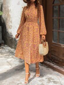 SHEIN LUNE 女款立領印花抽褶腰連身裙 - 彩色 - 查看 3