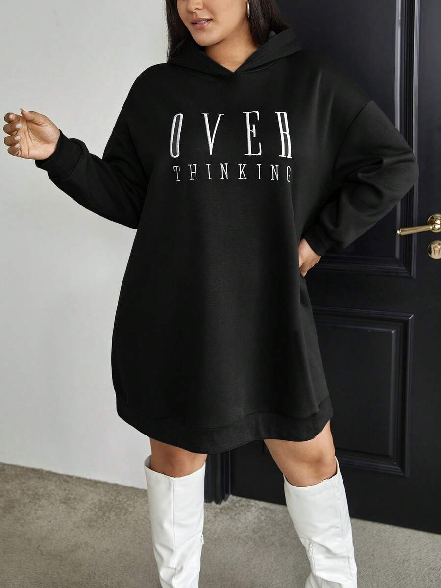 SHEIN Essnce 大码女式字母印花卫衣连衣裙 - 黑色 - 查看 1