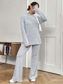 SHEIN Unity Conjunto De Dos Piezas De Camiseta De Punto Acanalado De Color Liso Y Pantalón Acampanado Para Mujer - Gris - Ver 5