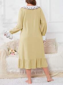 Women's Lovely Lace Collar Plus Size Nightgown - Yellow - View 2
