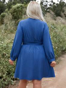 SHEIN LUNE 大尺碼女式抽褶腰連身裙 - 藍色 - 查看 2