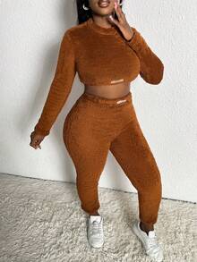 Slaydiva Alphabet Cropped Teddy Top And Trousers Two-piece Set - Redwood - View 3