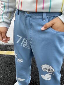 Manfinity Hypemode Men's Snowflake & Skeleton Printed Straight Leg Jeans