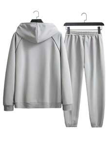 Manfinity Bộ áo hoodie và quần dài có dây rút và tay áo Raglan cho nam - Màu Xám nhạt - Xem 2