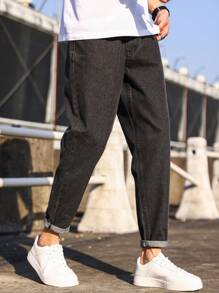 Manfinity Homme Jeans casuales entallados para hombre con bolsillos en diagonal, jeans negros lisos y ajustados, jeans cargo negros lisos lavados, regalos para esposo y novio