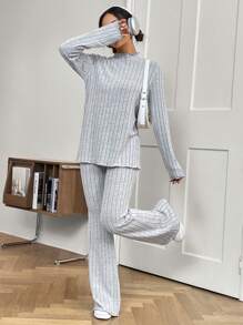 SHEIN Unity Conjunto De Dos Piezas De Camiseta De Punto Acanalado De Color Liso Y Pantalón Acampanado Para Mujer - Gris - Ver 6