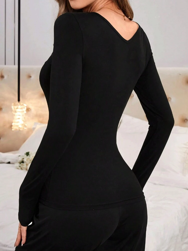 Women's Solid Color Contrast Lace V-Neck Long Sleeve Base Layer Thermal Underwear Top, Fall / Winter