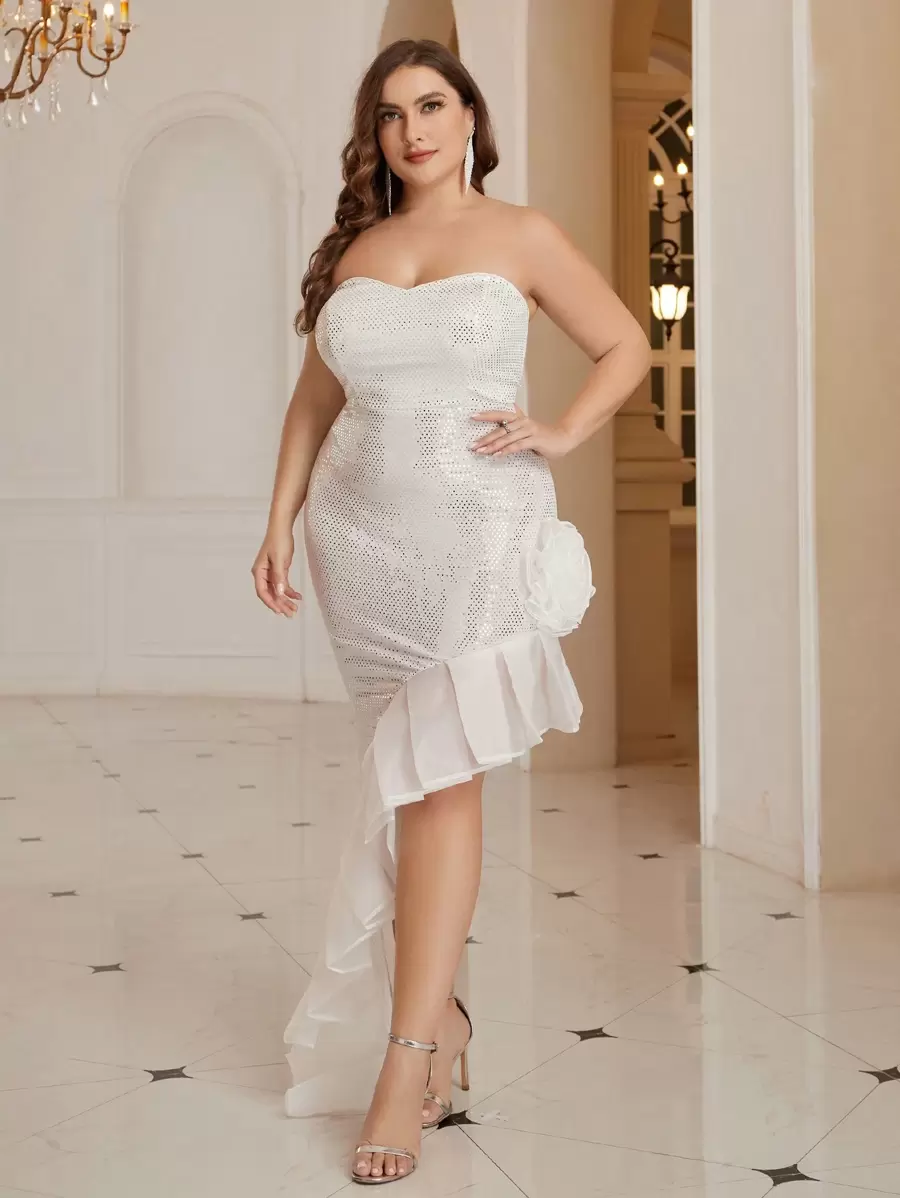 SHEIN Belle Vestido De Talla Grande Para Mujer Sin Tirantes Con Lentejuelas Brillantes, Con Dobladillo Con Volantes Y Flores En 3d, Adecuado Para Fiestas De Noche - Azul Marino - Ver 1