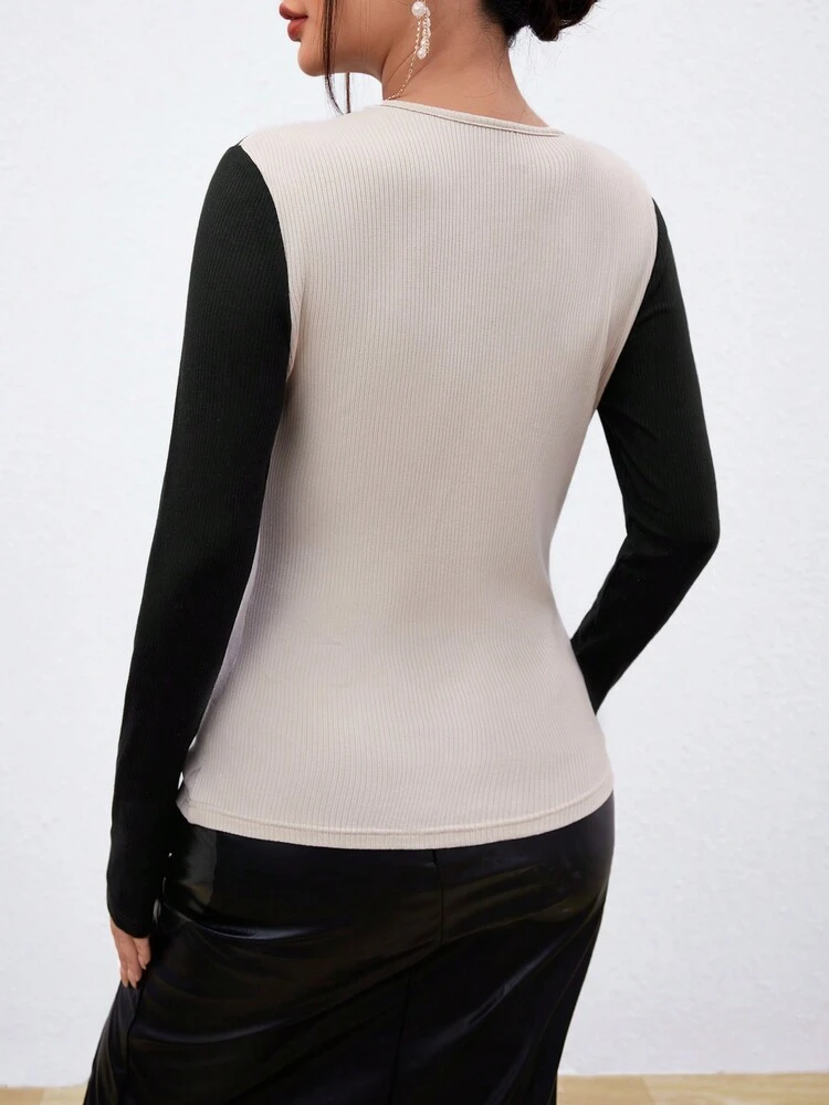 Women's Fashionable V-neck Color Block Long Sleeve T-shirt