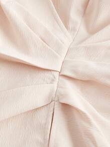 SHEIN MOD Áo cánh cổ chữ V quấn phía trước cho nữ có tay áo lồng đèn, áo dài tay - Màu be - Xem 3