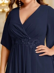 SHEIN Belle Vestido de dama de honor de talla grande con cuello en V bordado de unicolor con cintura, elegante vestido formal para fiesta de noche, boda, graduación, cena o fiesta