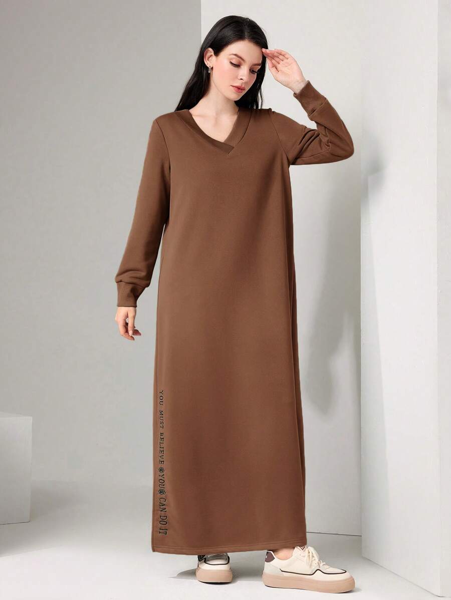 Mulvari 文字圖案v領長袖衛衣連身裙 - 咖啡棕 - 查看 1