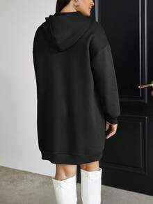 SHEIN Essnce 大码女式字母印花卫衣连衣裙 - 黑色 - 查看 2